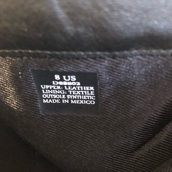 Boots - Picture 5 of 6